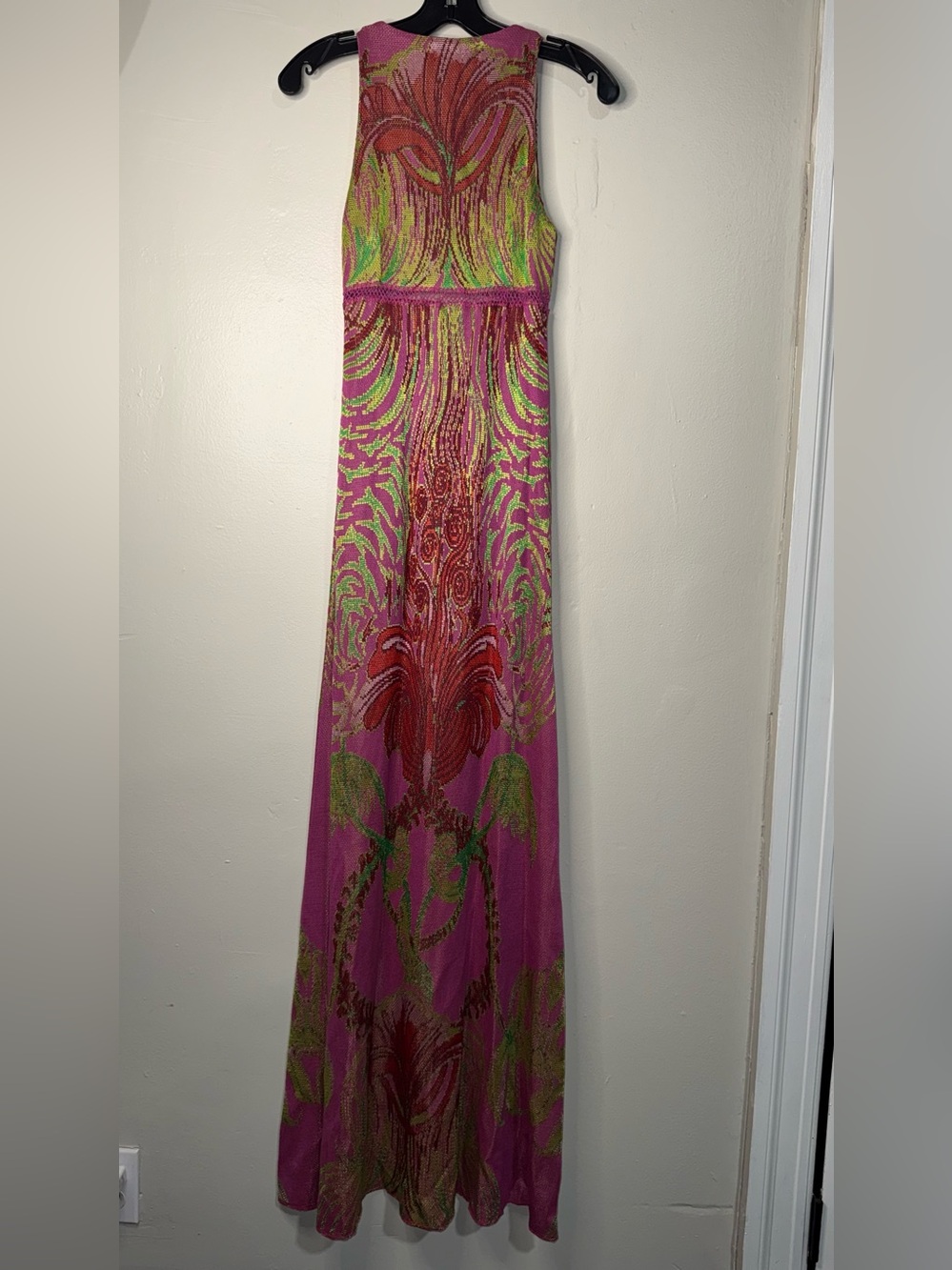 Cecilia Prado Sleeveless Fuchsia Maxi Dress with Tropical Beaded Motif - Picture 11 of 16